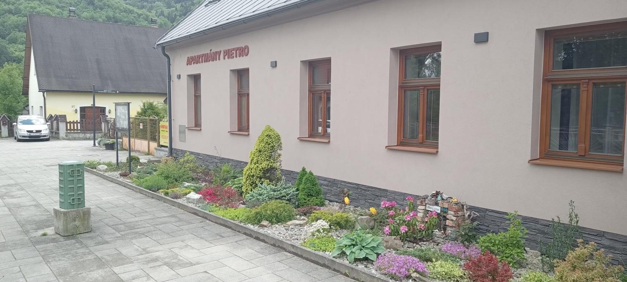 Apartmany Pietro Oravsky Podzamok Εξωτερικό φωτογραφία